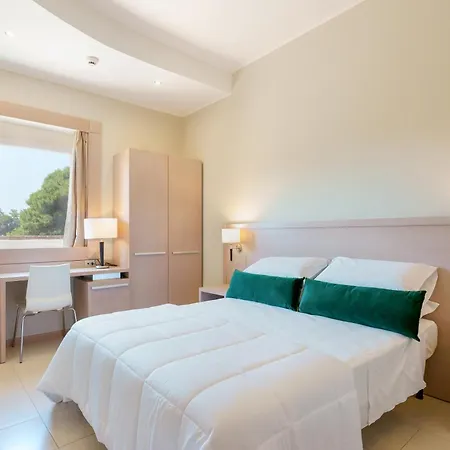 Dimora Lucia Hotel 3*