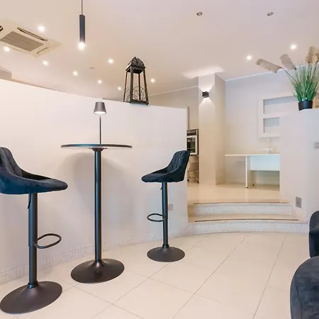 Dimora Lucia Hotel 3*