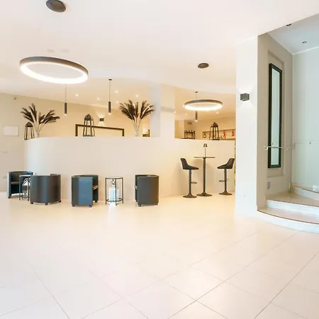 Hotel Dimora Lucia 3*